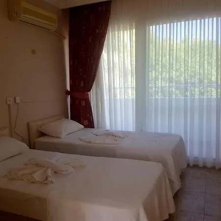 Selina מלון Guzelcamlı