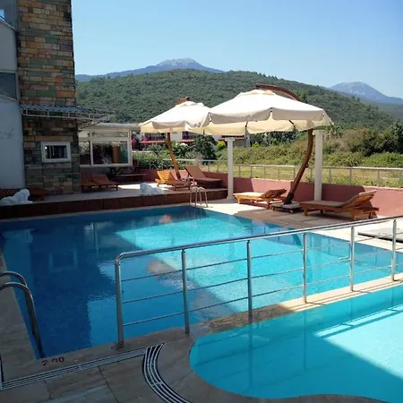 酒店 Selina 古泽尔坎里